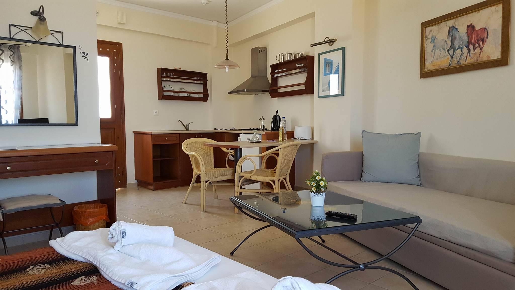 Amazones Village Suites Hersonissos  Exterior foto