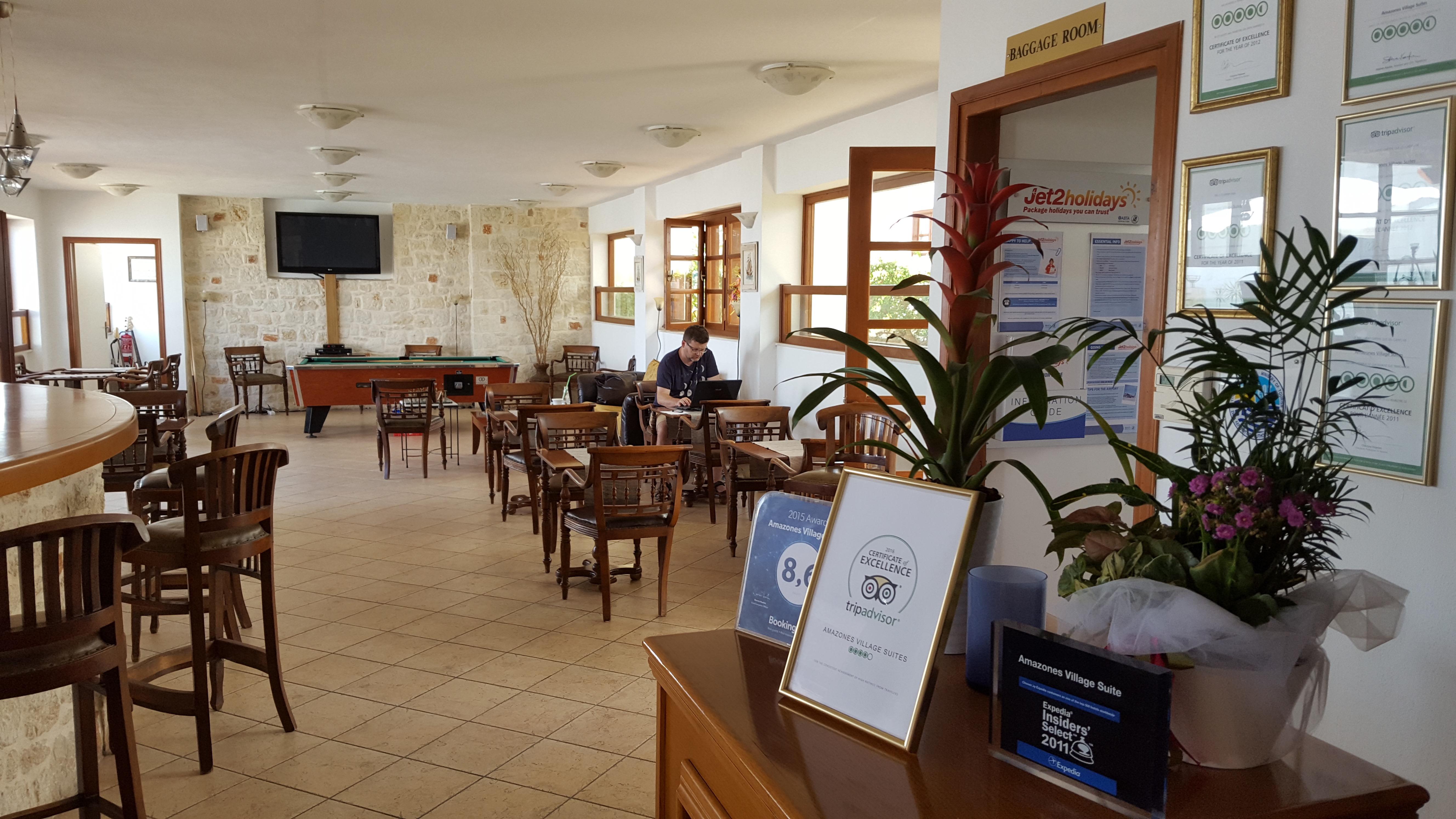 Amazones Village Suites Hersonissos  Exterior foto