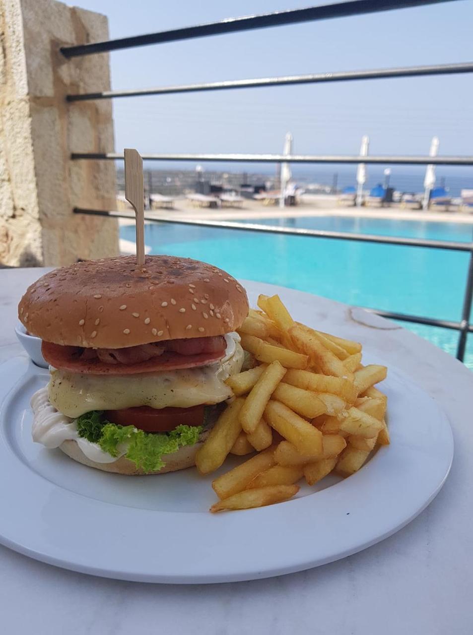 Amazones Village Suites Hersonissos  Exterior foto